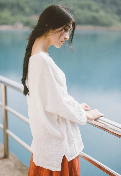 库里在对阵掘金的比赛中，上演“远距离绝杀”封神一役！，库里单节22分打掘金